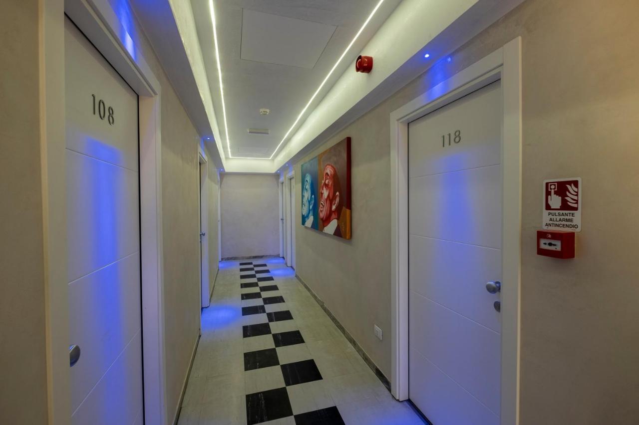 Hotel Giumer ริมินี ภายนอก รูปภาพ