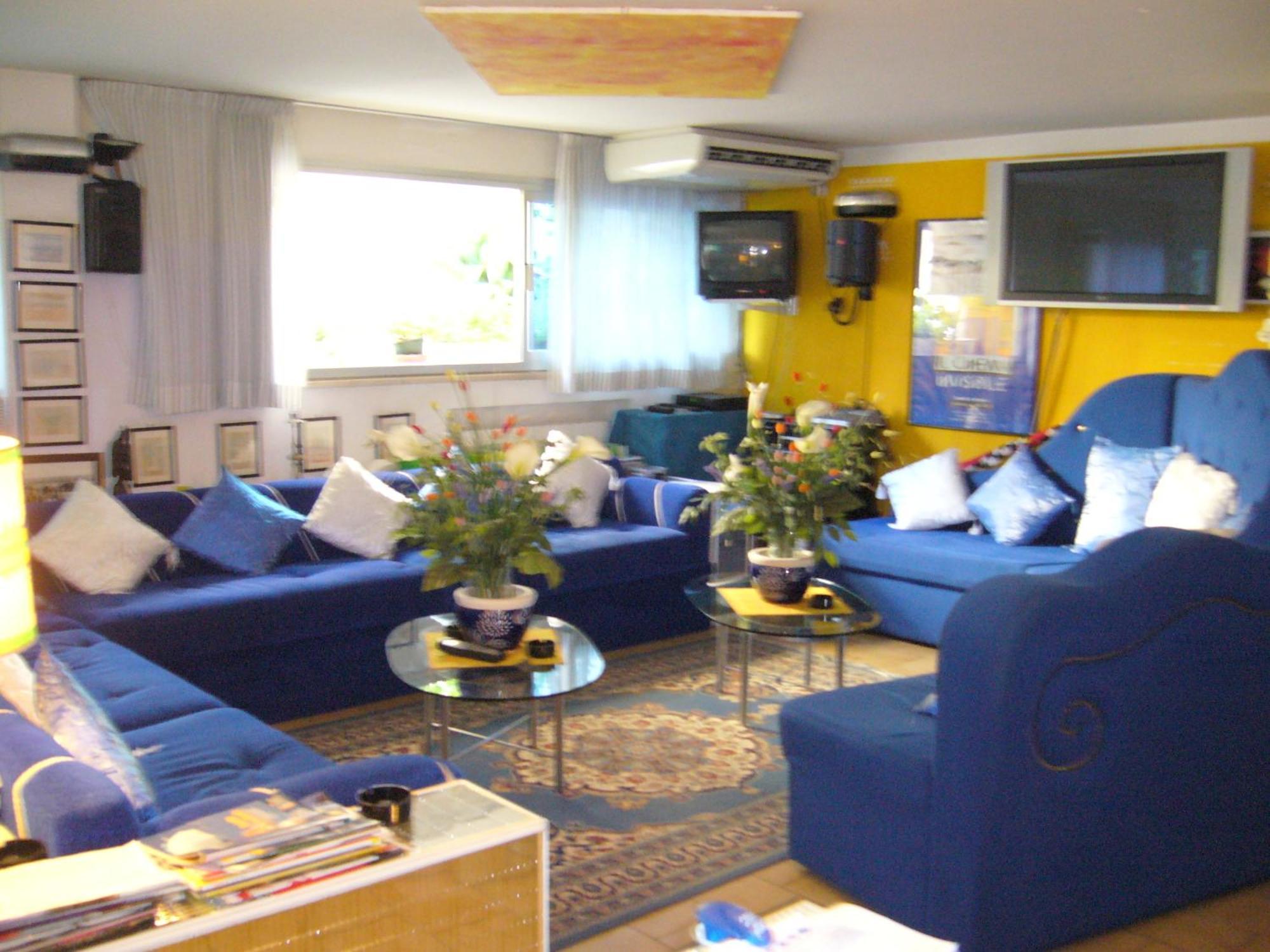 Hotel Giumer ริมินี ภายนอก รูปภาพ